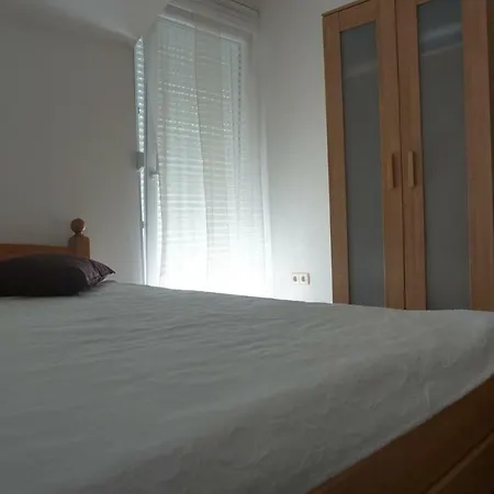 Kozina * Podstrana