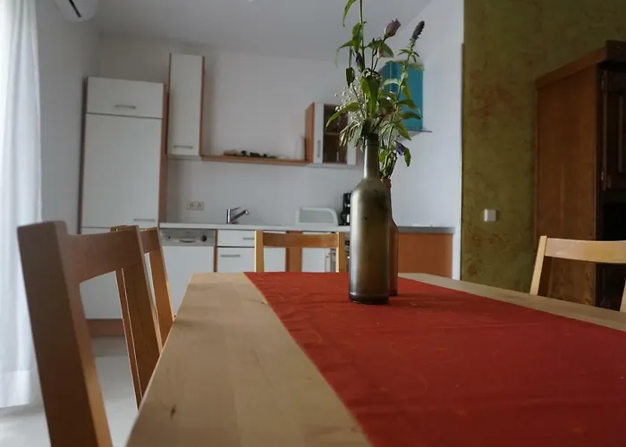 Kozina Lejlighed Podstrana